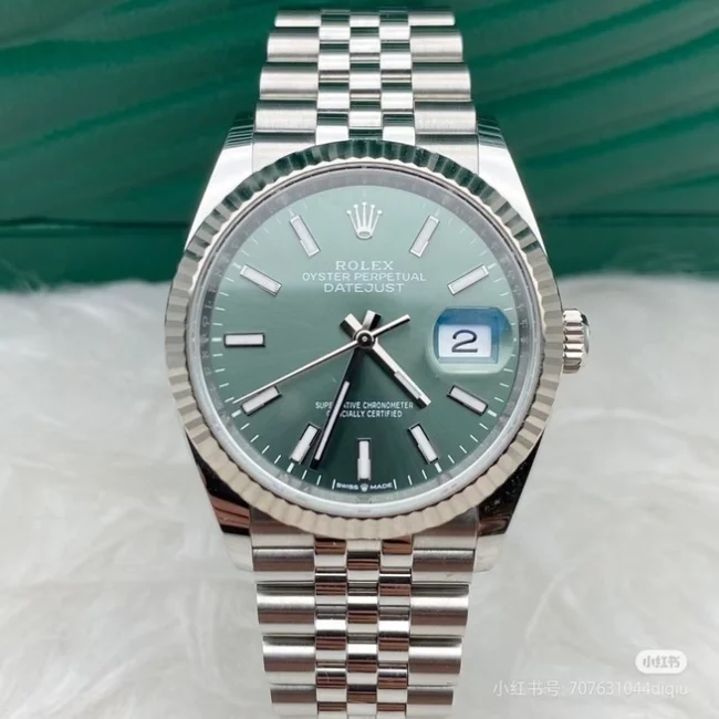 שעון דייטג'אסט ירוק זית 36 ממ 