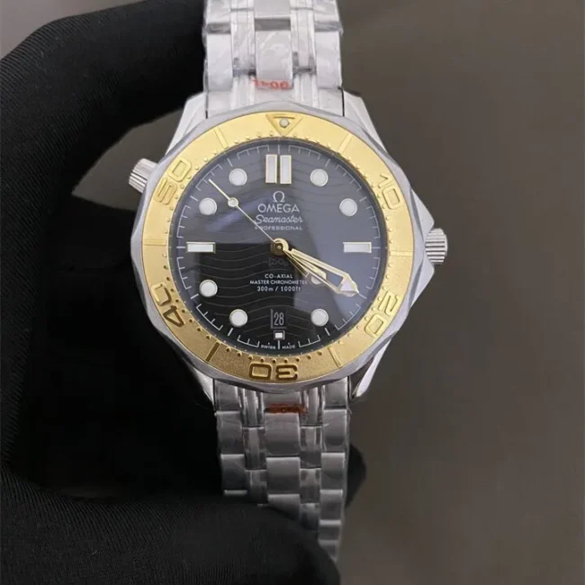 שעון סימאסטר דו-גוני