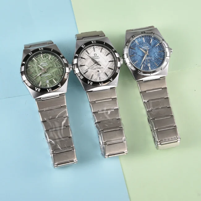 שעון קונסטליישן טקסטורה מיוחדת