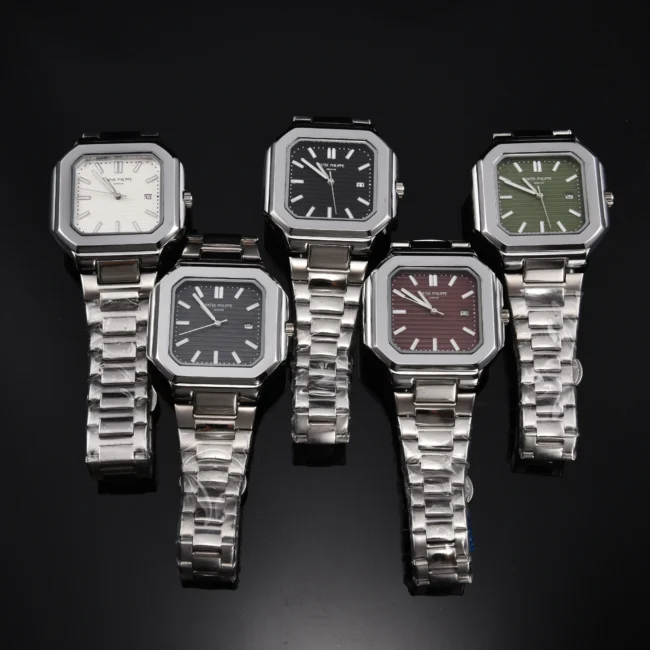 שעון נאוטילוס כסוף מרובע